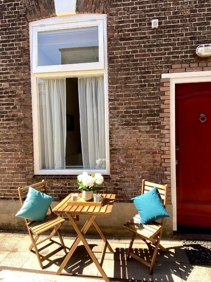 Apartment Basic Little House Scheveningen *